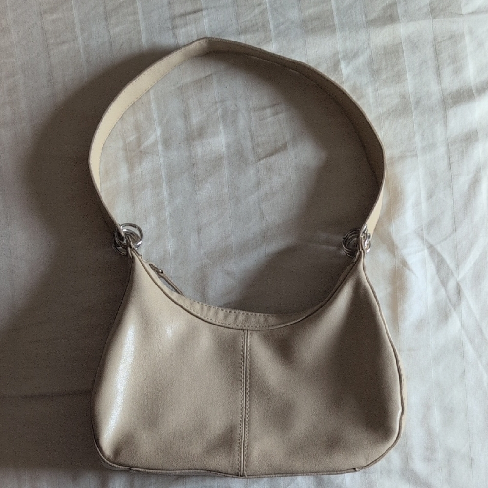 Classic Cream Shoulder Bag